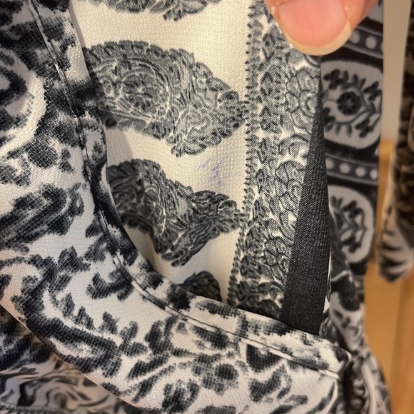 Elan Paisley Print Romper - Picture 7 of 10